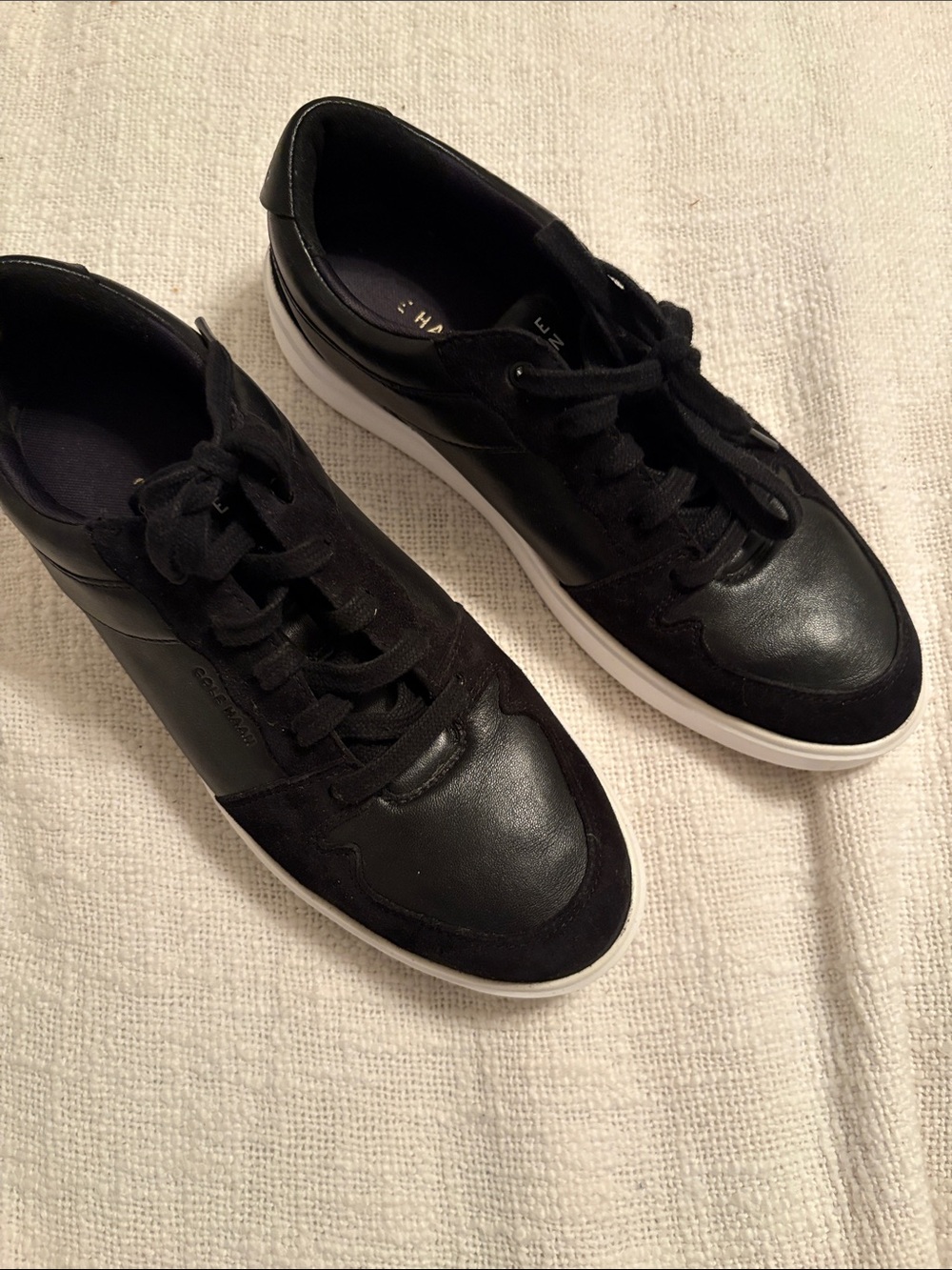 Cole Haan Women’s Black Casual Lace-Up Sneakers with White Sole size 7